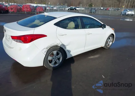 2013 Hyundai Elantra Gls z USA, uszkodzony, nr VIN 5NPDH4AE8DH325080